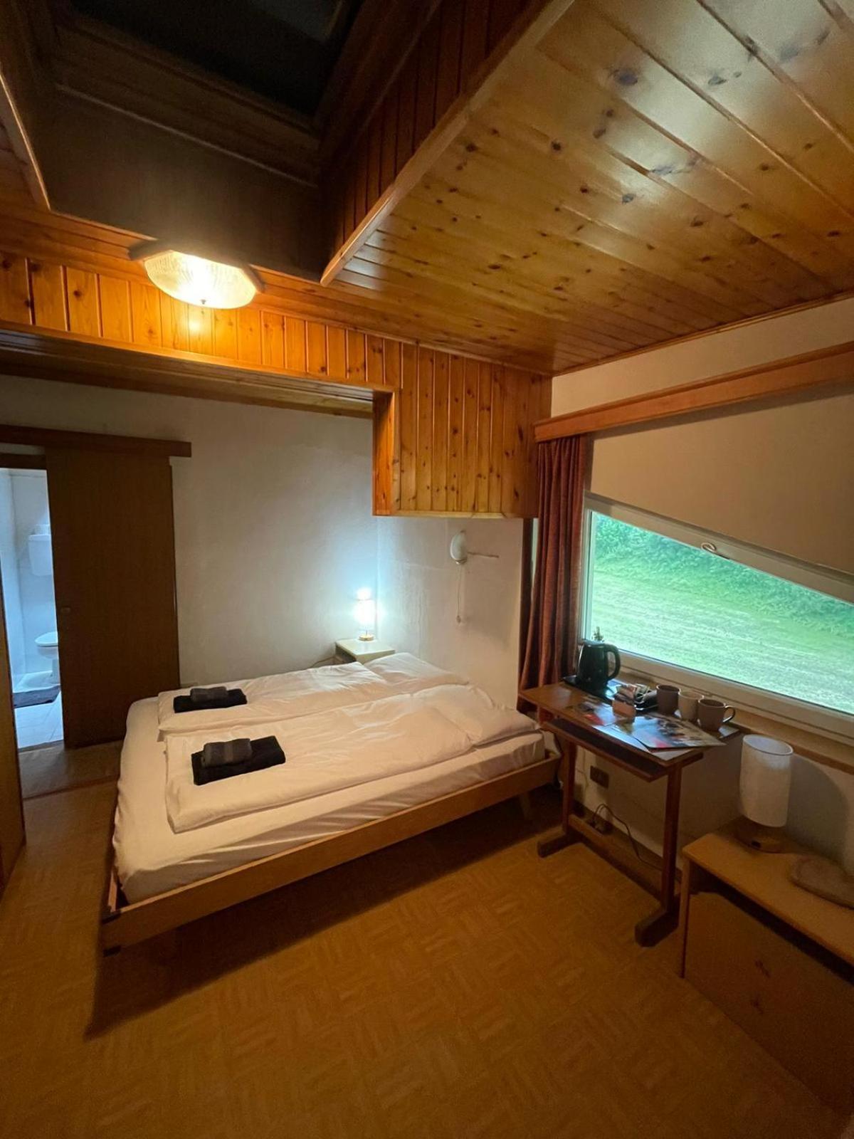 Picchio Rosso - Stanza Privata Con Bagno In Val Di Fassa 호텔 Pera 외부 사진