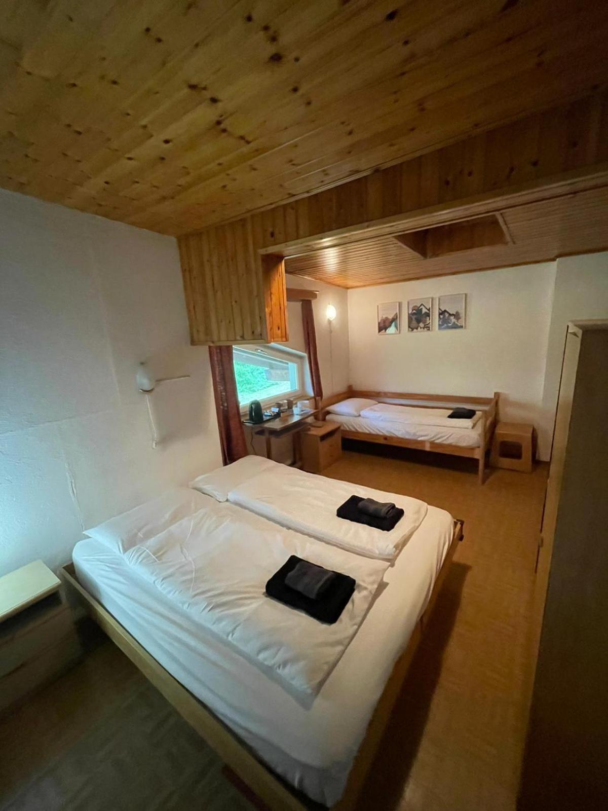 Picchio Rosso - Stanza Privata Con Bagno In Val Di Fassa 호텔 Pera 외부 사진