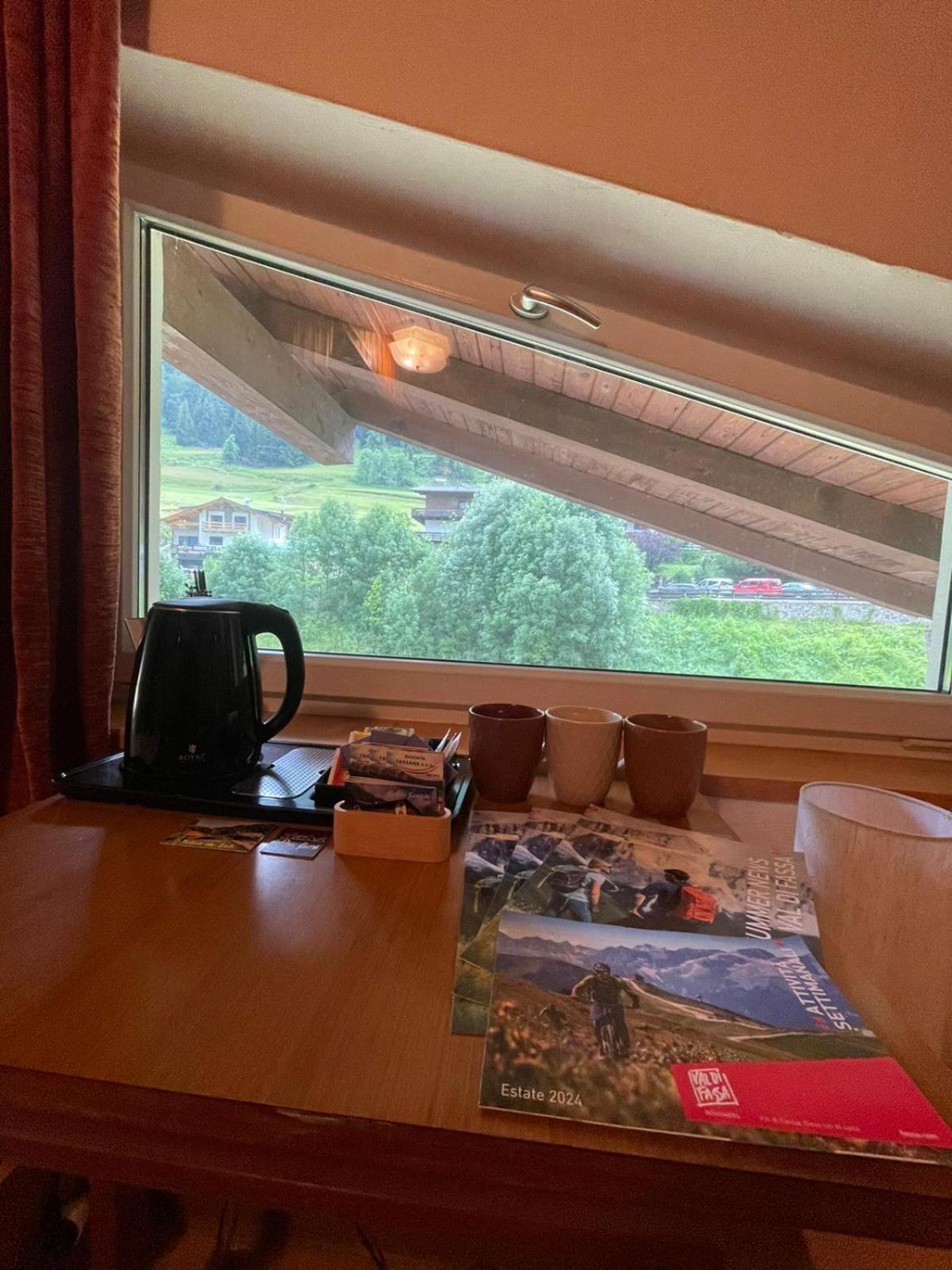 Picchio Rosso - Stanza Privata Con Bagno In Val Di Fassa 호텔 Pera 외부 사진